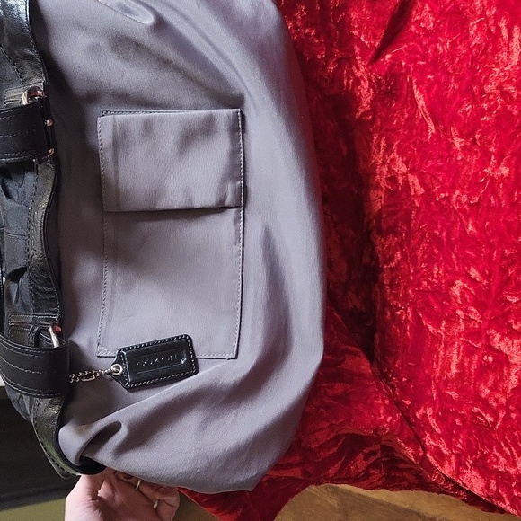 Coach Signature Satchel - Picture 15 of 16